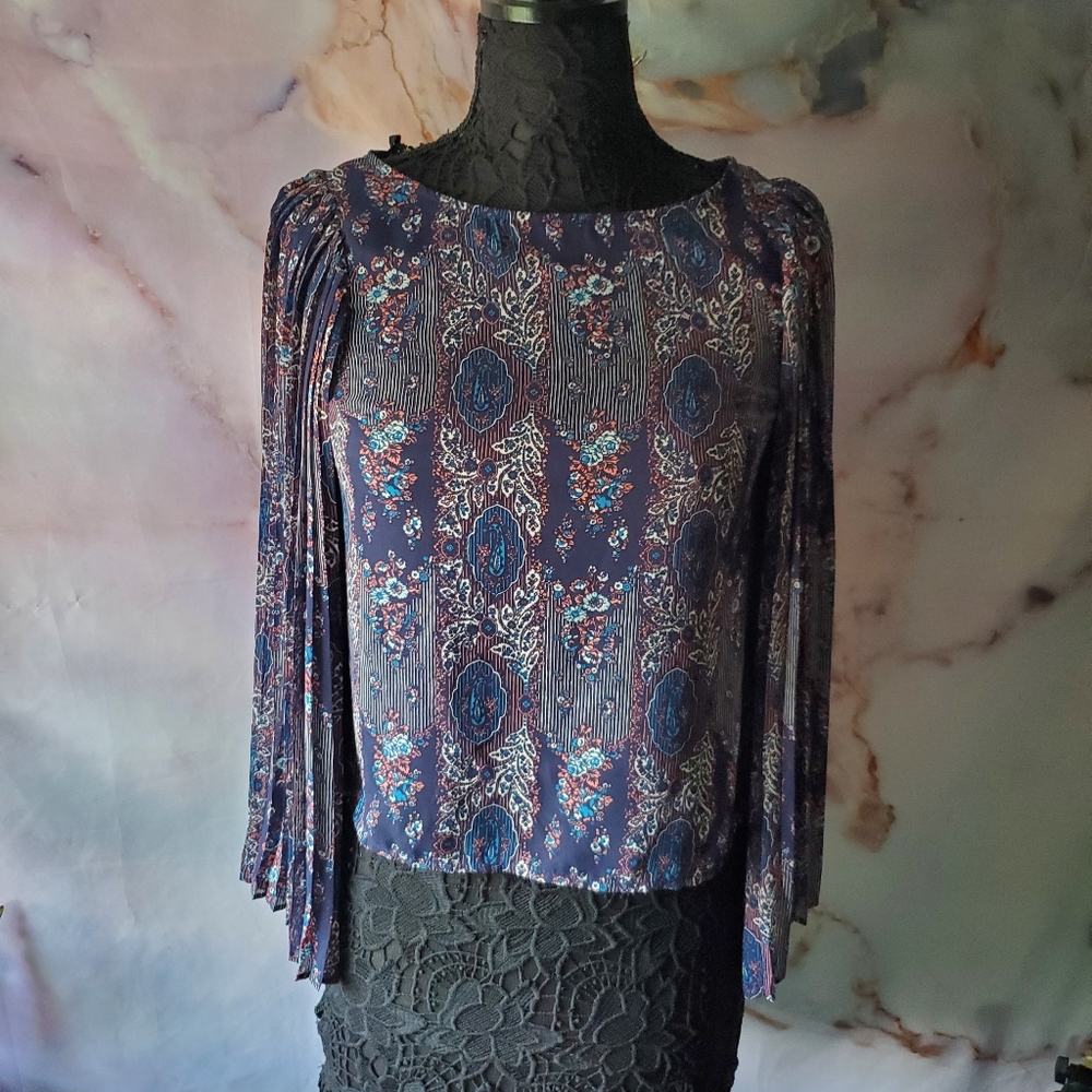 Fire LA Boho Bell Sleeve Top
